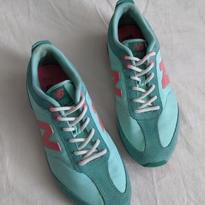 New balance 550 mint green colour